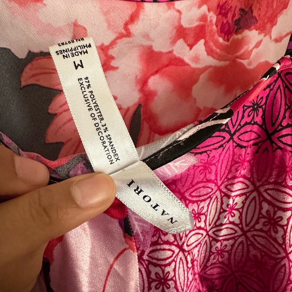 Vintage Cruz Natori Pink floral midi dress with adjustable straps satin material - Picture 4 of 6